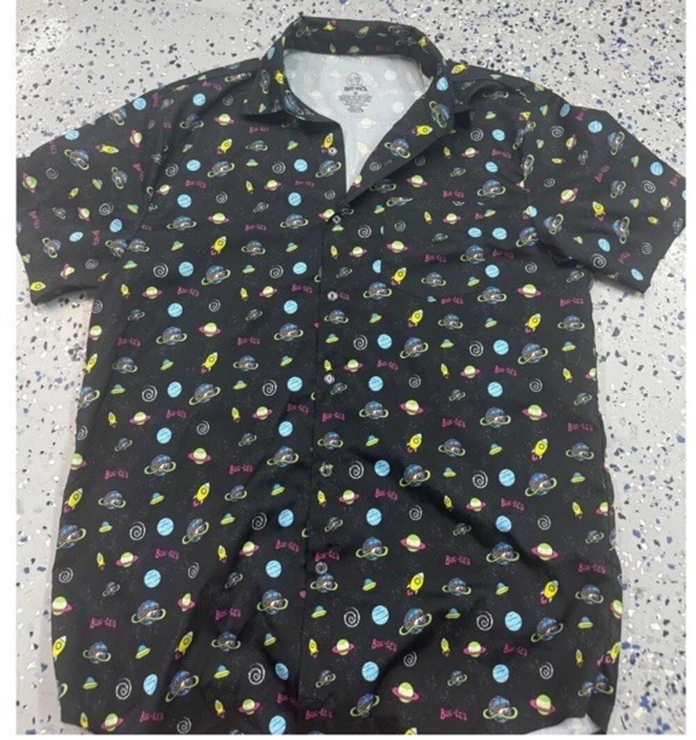 Buc-ee's Space Planets Rocket Graphic Short Sleeve Shirt Child 3T. Needs Buttons